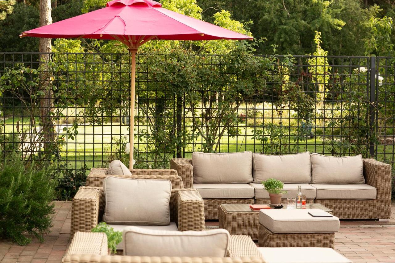Aalernhues Hotel & Spa Санкт-Петер-Ординг Экстерьер фото Outdoor furniture