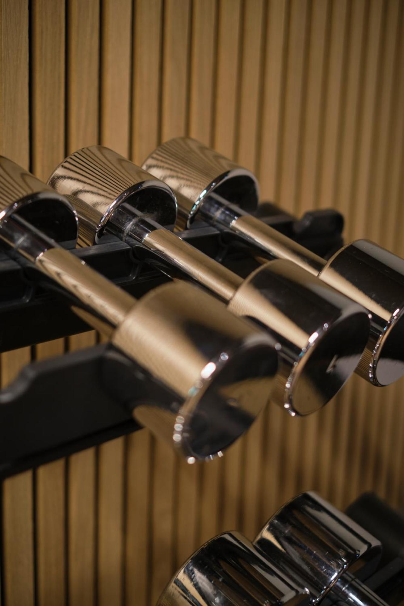 Aalernhues Hotel & Spa Санкт-Петер-Ординг Экстерьер фото Dumbbells